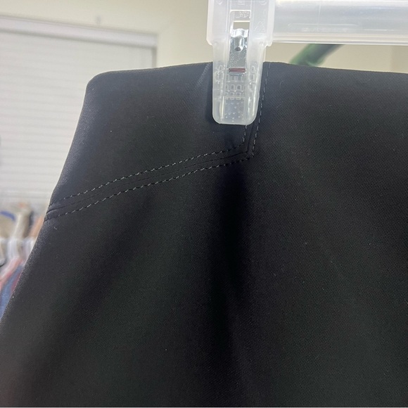 LAURA Classic Plus Size Black Pencil Skirt Formal Midi Skirt Back Slit Size 14 - Picture 6 of 8